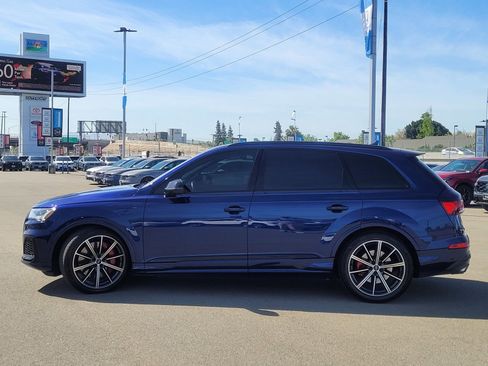 Used 2020 Audi SQ7 Prestige w/ S Sport Package image 8