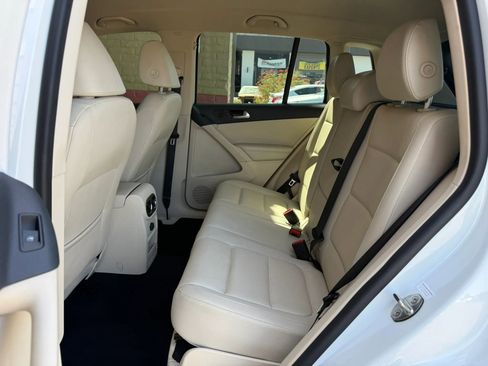 Used 2017 Volkswagen Tiguan S FWD image 20