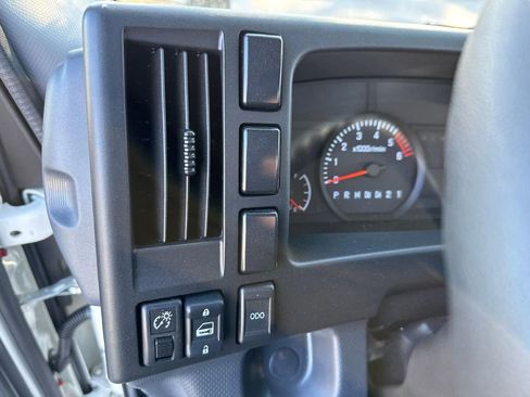 New 2024 Chevrolet Low Cab Forward image 9