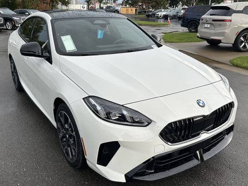 Used 2026 BMW 228i xDrive w/ Technology Package AWD/4WD image 2