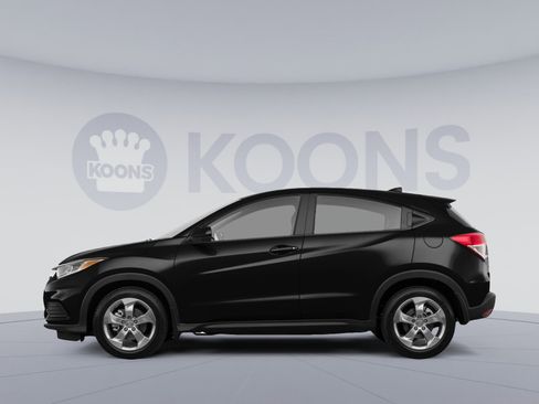 Used 2019 Honda HR-V LX image 2