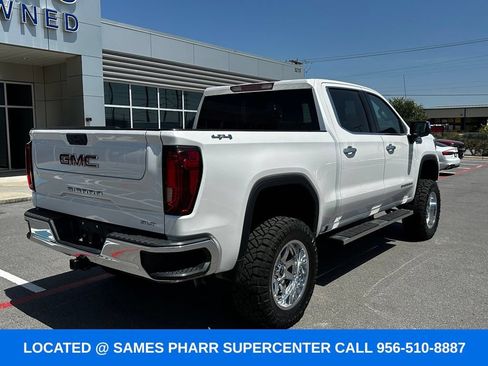 Used 2024 GMC Sierra 1500 SLT AWD/4WD image 9
