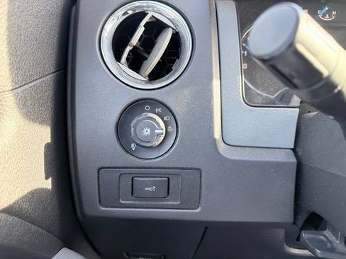 Used 2013 Ford F150 XLT RWD image 13