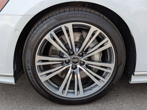 Used 2023 Audi A8 L 3.0T image 10