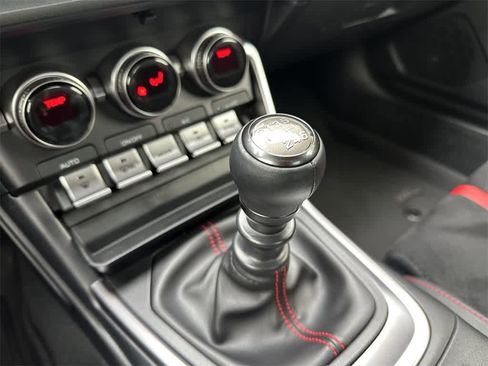 Used 2024 Subaru BRZ Limited image 17