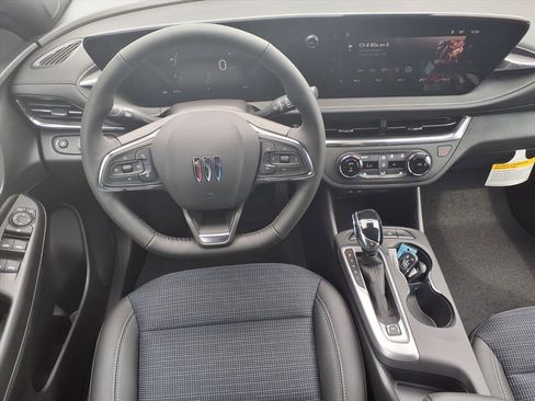 New 2026 Buick Envista Preferred w/ Convenience I Package image 2