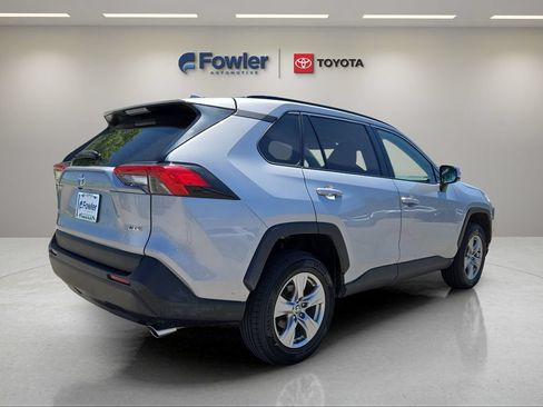 Used 2023 Toyota RAV4 XLE FWD image 7