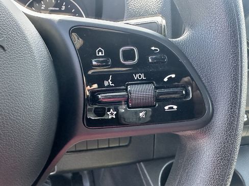 Used 2024 Mercedes-Benz Sprinter 2500 image 24