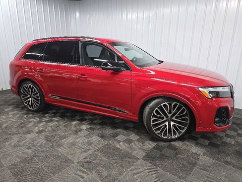 Used 2025 Audi SQ7 Prestige w/ Prestige Package AWD/4WD image 1