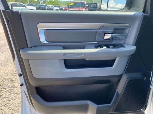 Used 2017 RAM 2500 SLT image 13