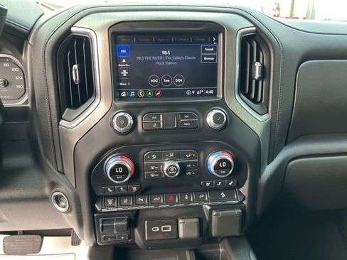 Used 2022 GMC Sierra 2500 Denali w/ Denali Ultimate Package image 15