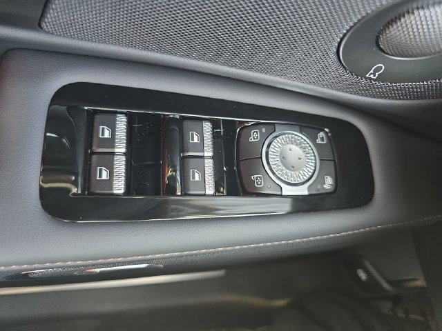 Used 2026 Lincoln Nautilus Premier w/ Equipment Group 102A AWD/4WD image 27