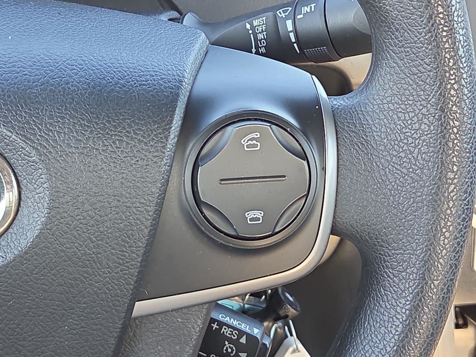 Used 2013 Toyota Camry LE FWD image 22
