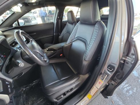 Used 2019 Lexus UX 200 w/ Accessory Package FWD image 13