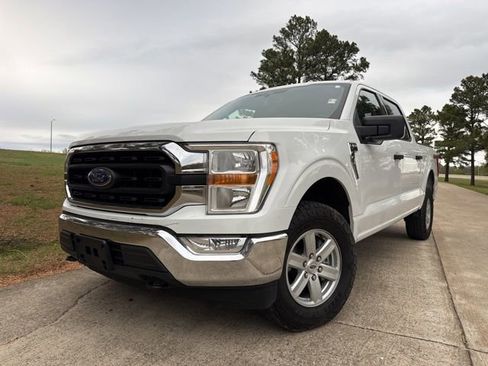 Used 2021 Ford F150 XLT w/ Equipment Group 301A Mid image 6