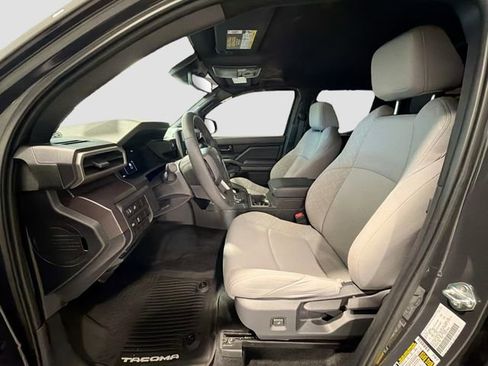 Certified 2025 Toyota Tacoma SR5 image 17