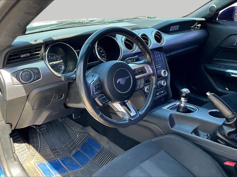 Used 2018 Ford Mustang GT RWD image 15