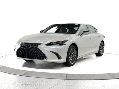 New 2025 Lexus ES 350 Ultra Luxury image 3