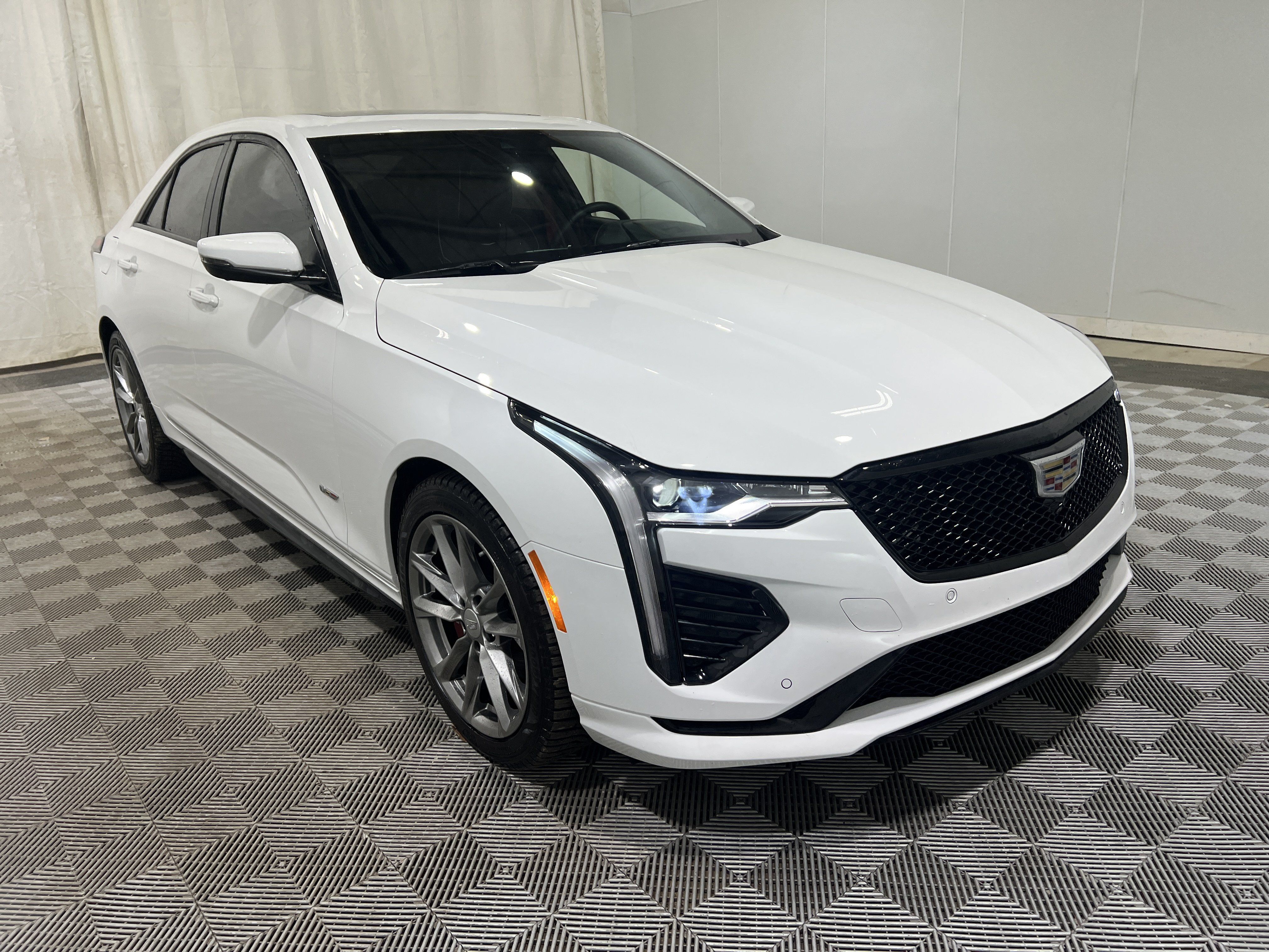 Used 2024 Cadillac CT4 V w/ Super Cruise 2 Package AWD/4WD image 4