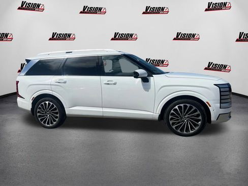 Used 2026 Hyundai Palisade Calligraphy image 4