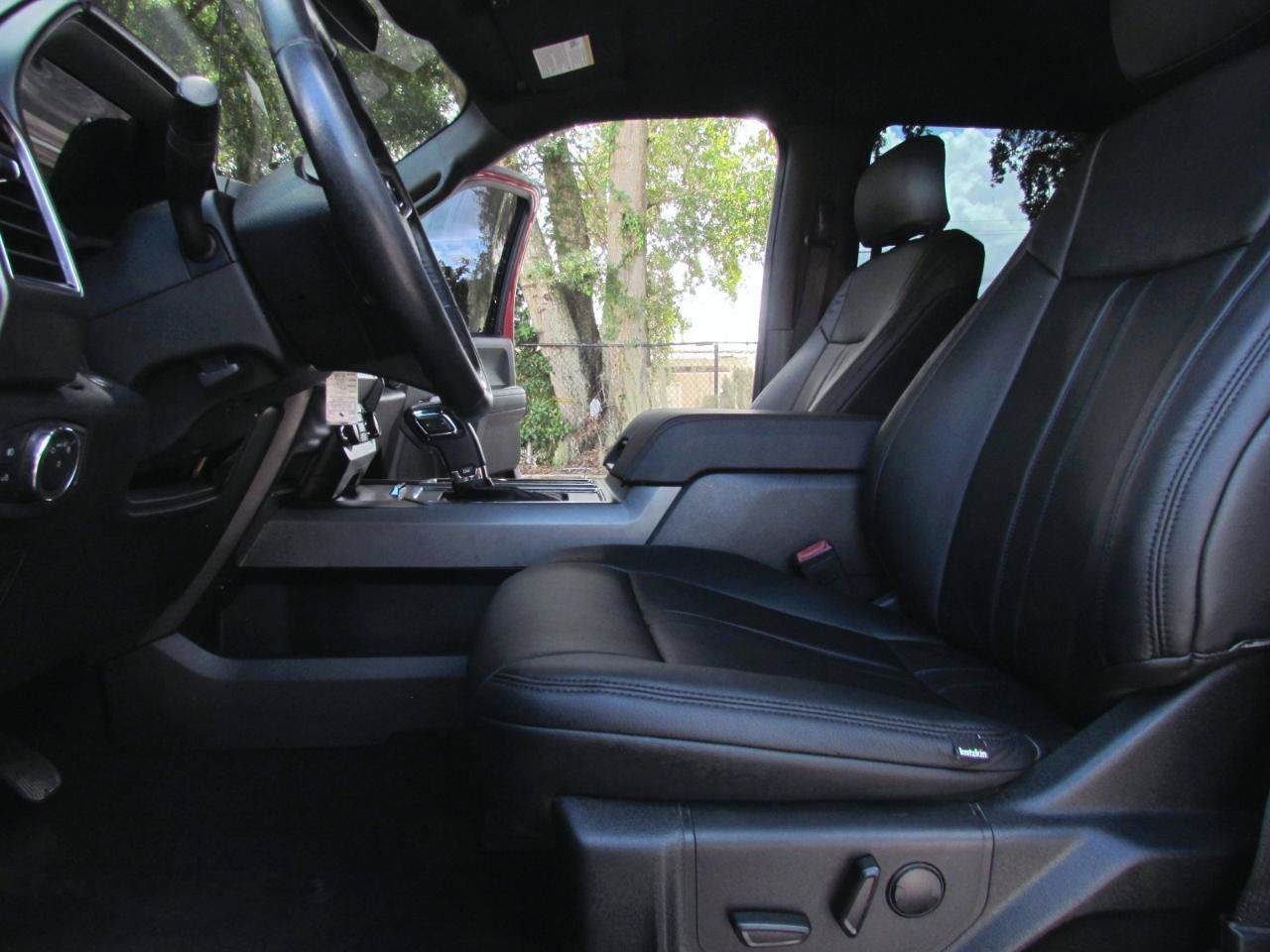 Used 2019 Ford F150 XLT w/ Equipment Group 302A Luxury AWD/4WD image 15