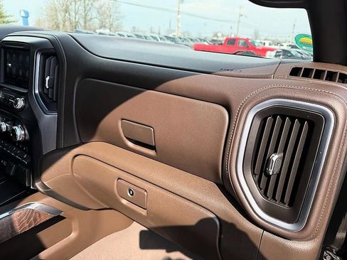 Used 2022 GMC Sierra 2500 Denali w/ Denali Ultimate Package image 6