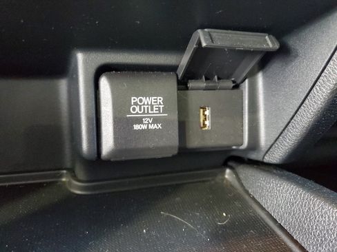 Used 2017 Honda Ridgeline RTL-T image 29