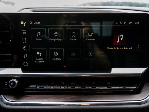 Used 2023 GMC Sierra 1500 SLT w/ SLT Convenience Package image 25