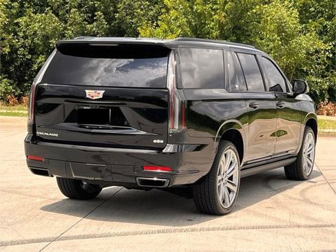 New 2026 Cadillac Escalade ESV Sport w/ Touring Package AWD/4WD image 3