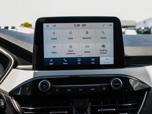 Used 2022 Ford Escape SEL FWD image 16