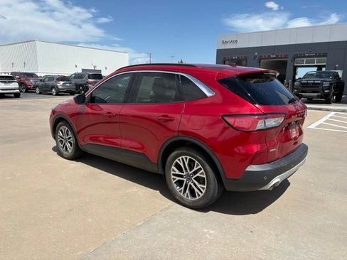 Used 2021 Ford Escape SEL w/ Technology Package FWD image 4