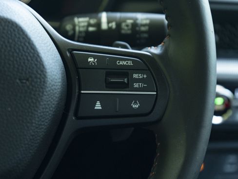 Used 2025 Honda CR-V Sport-L image 21
