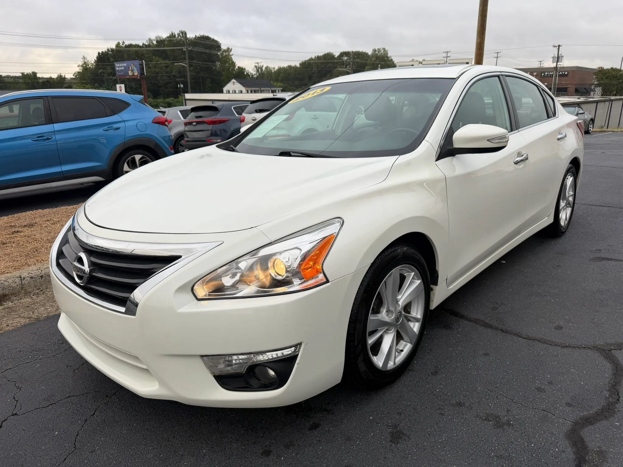 Used 2013 Nissan Altima 2.5 SL FWD image 3