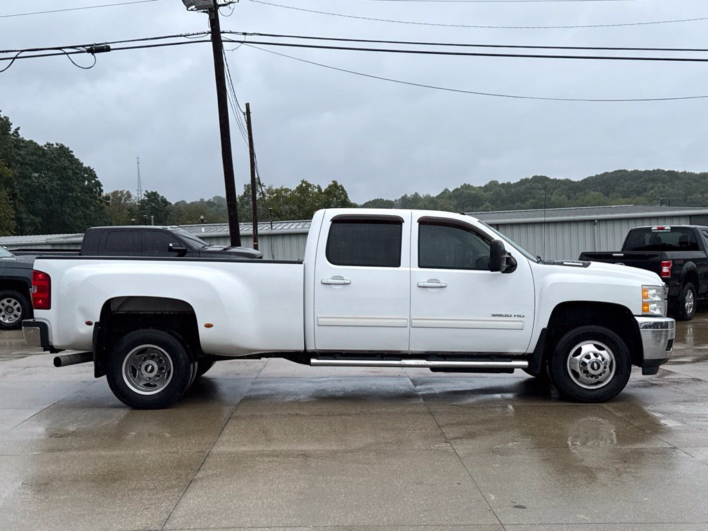 Used 2012 Chevrolet Silverado 3500 LTZ w/ LTZ Plus Package RWD image 16