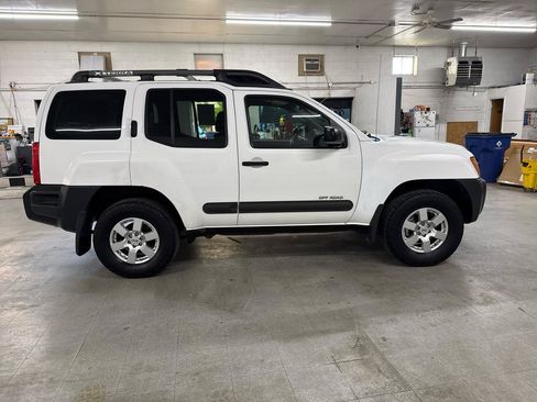 Used 2008 Nissan Xterra Off-Road w/ Tow Pkg AWD/4WD image 75