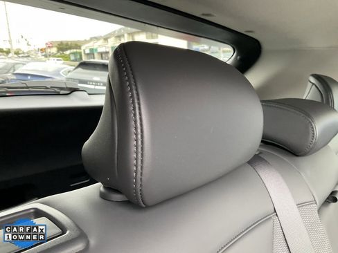 Used 2024 Kia Niro EX Touring image 53