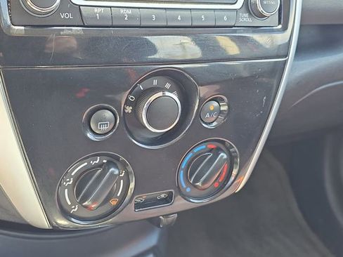 Certified 2016 Nissan Versa Note SR FWD image 24