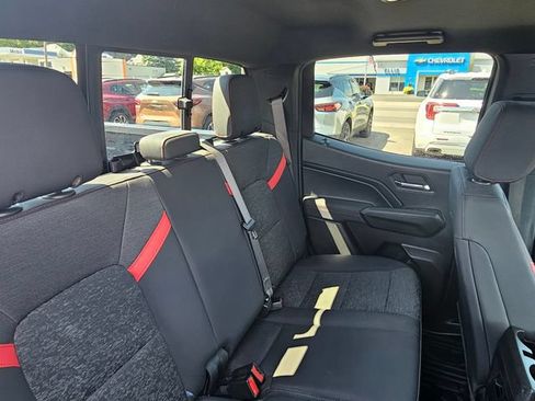 Used 2024 Chevrolet Colorado Z71 w/ Z71 Convenience Package 2 AWD/4WD image 19