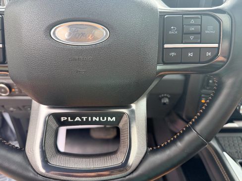 Used 2024 Ford F450 Platinum w/ FX4 Off-Road Package image 29