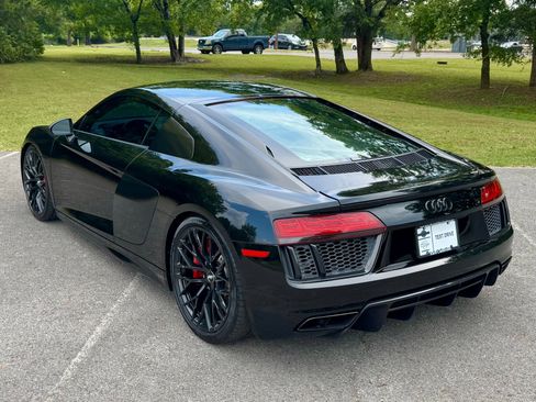 Used 2018 Audi R8 V10 image 4