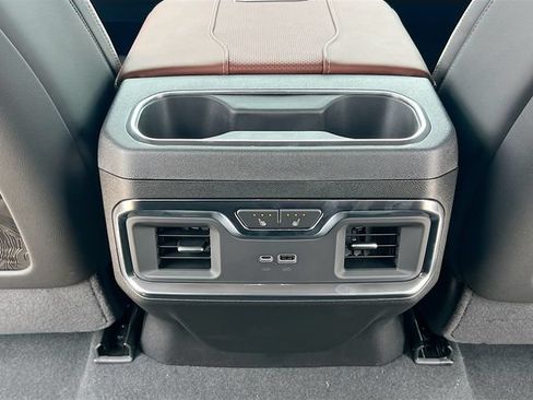 New 2026 GMC Sierra 2500 Denali Ultimate AWD/4WD image 18