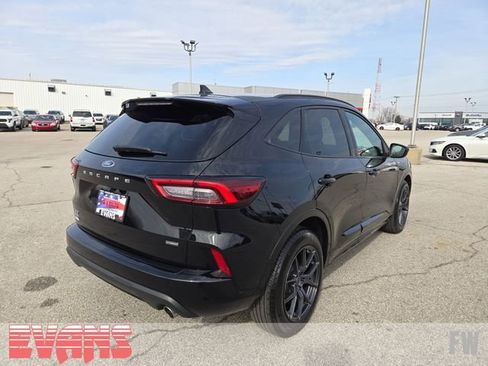 Used 2023 Ford Escape ST-Line w/ Equipment Group 301A image 29