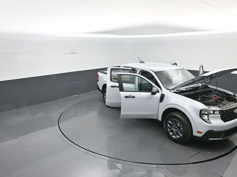 New 2026 Ford Maverick XLT image 31