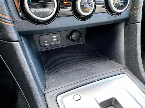 Used 2021 Subaru Crosstrek 2.0i Premium w/ Moonroof Package image 26