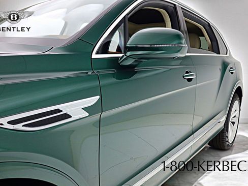 New 2025 Bentley Bentayga Extended Wheelbase image 12