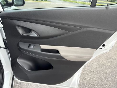 New 2026 Buick Envista Avenir FWD image 36