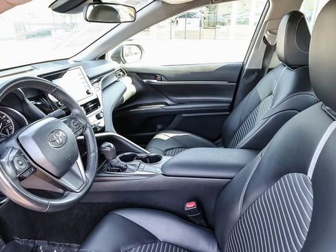 Used 2024 Toyota Camry SE FWD image 21