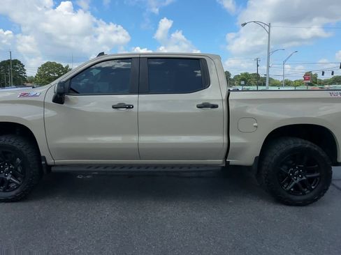 Used 2022 Chevrolet Silverado 1500 LT Trail Boss w/ LT Trail Boss Premium Package AWD/4WD image 5