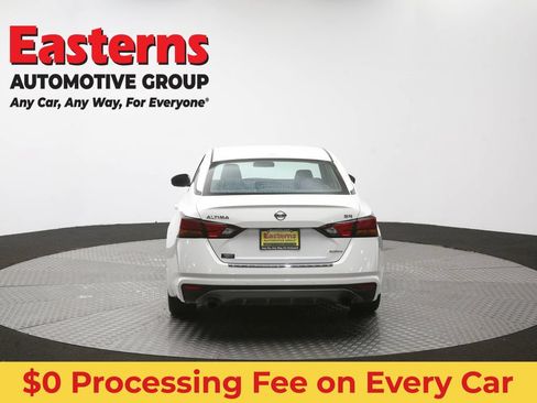 Used 2022 Nissan Altima 2.0 SR FWD image 37