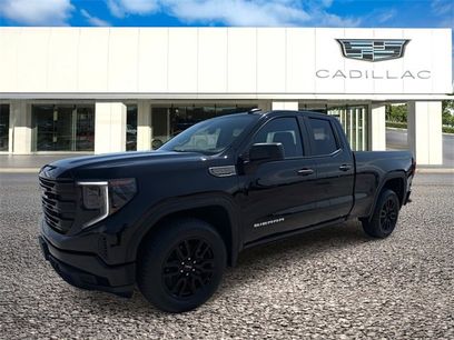 Used 2023 GMC Sierra 1500 Pro w/ Graphite Edition